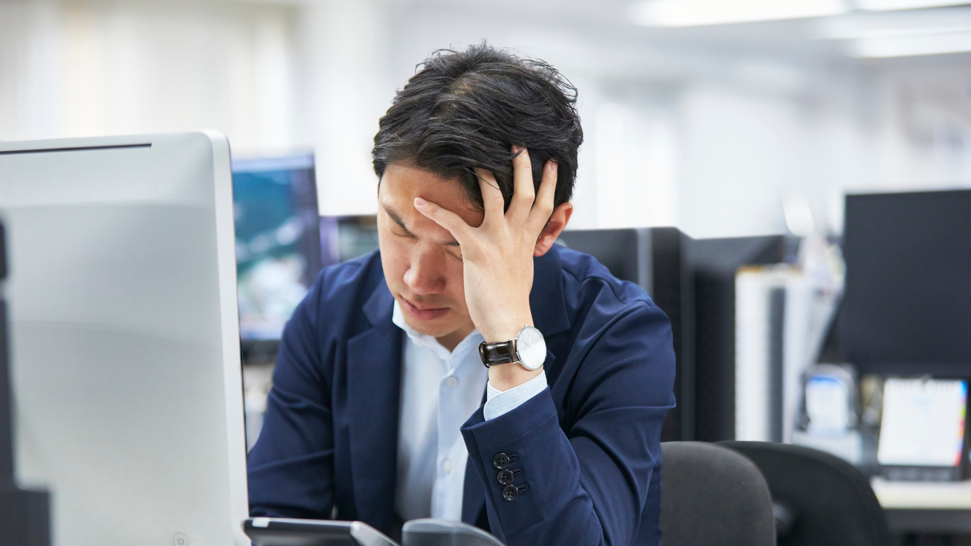 動けない原因は努力不足ではなく整理不足であることを示した図解｜ドローン資格後に何をすべきか整理できず止まってしまう状態