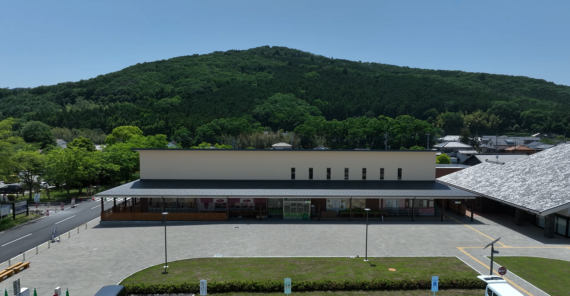 公共施設・学校・医療施設の外観空撮の事例