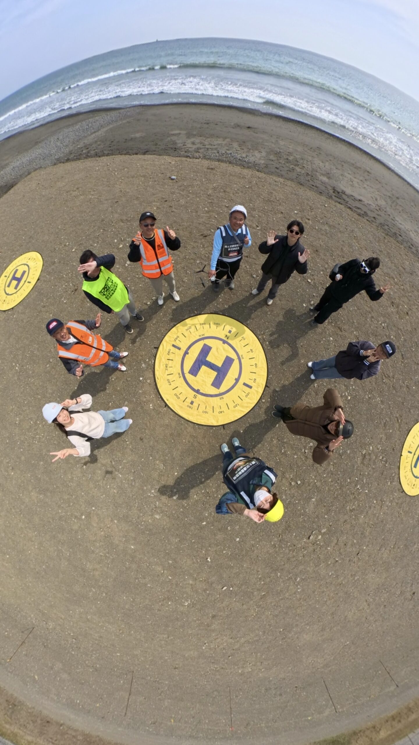 茅ヶ崎海岸で行われた空撮講習会・見学会の様子